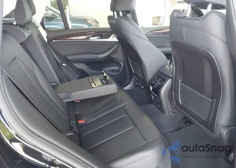 2021 BMW X3 Sdrive30I z USA, uszkodzony, nr VIN 5UXTY3C06M9H80074